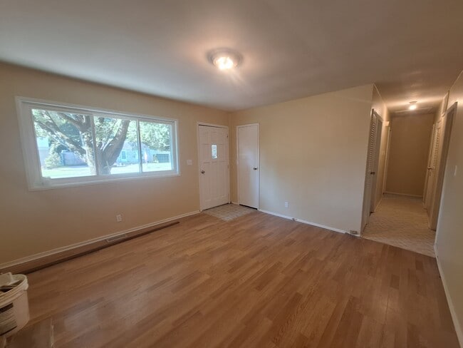 Building Photo - 3413 Bonaventure Blvd