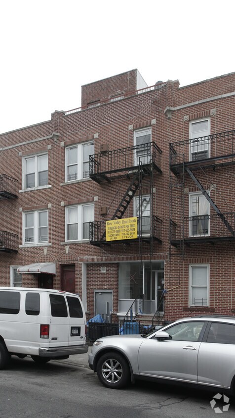 Primary Photo - 651 47th St