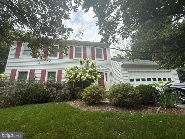 Foto del edificio - 4329 Morningwood Dr