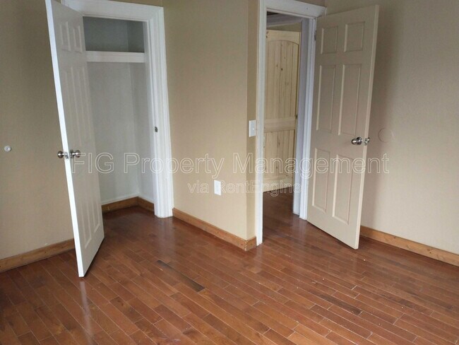 Foto del edificio - 431 W G St