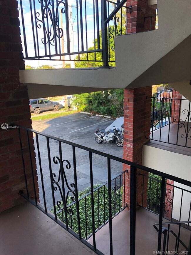 Foto del edificio - 2200 Taylor St