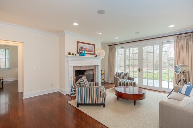 Foto del edificio - 21 Fieldview Ln