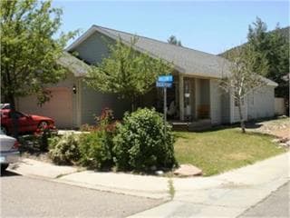 Foto del edificio - 201 Mallow Ct