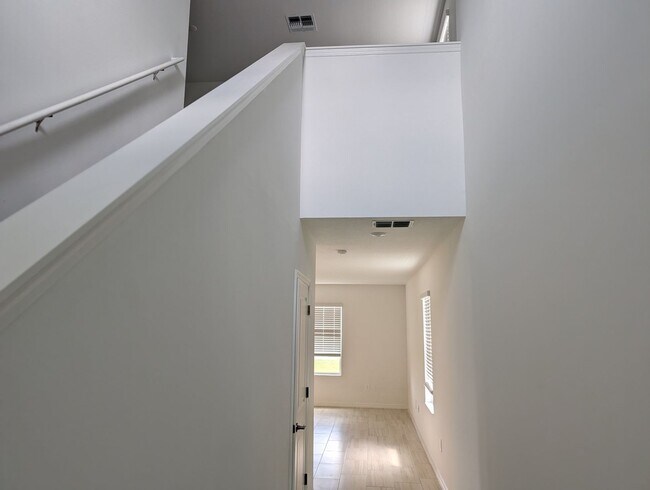 Foto del edificio - 34990 Gravelly Dr