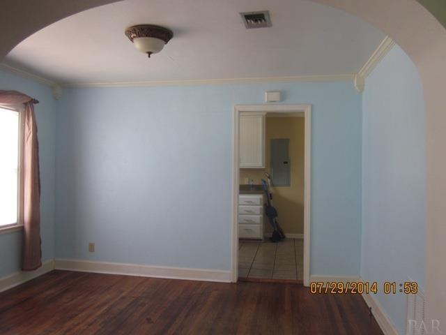 Building Photo - 1307 Dexter Ave