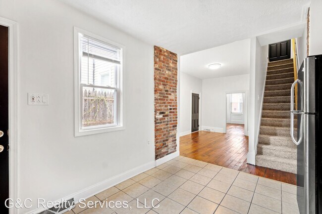 Building Photo - 2 br, 1.5 bath House - 161 S. 17th Street