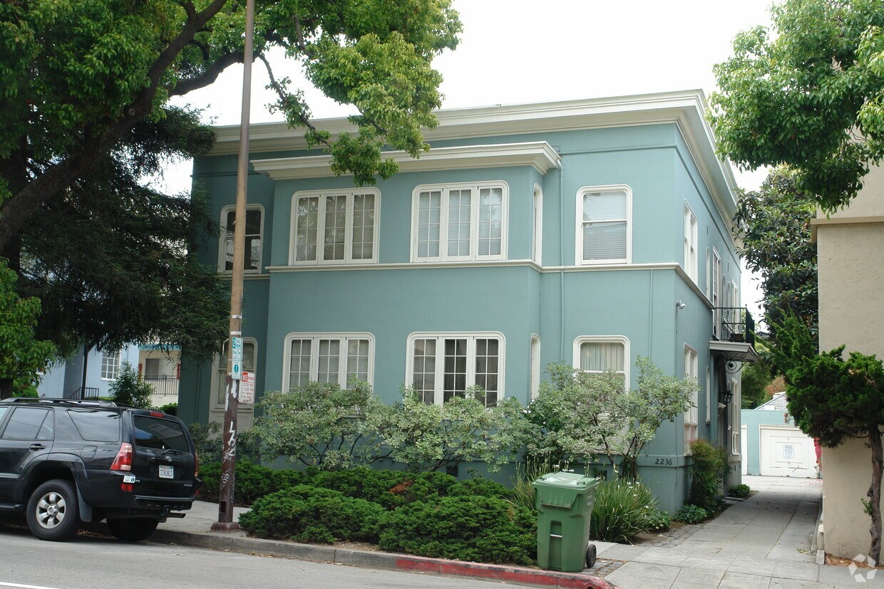 Primary Photo - 2236 Durant Ave