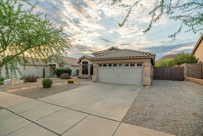 Foto del edificio - 2428 N Malachite