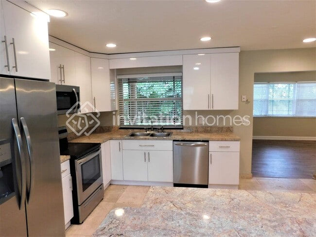 Foto del edificio - 5620 SW 119th Ave