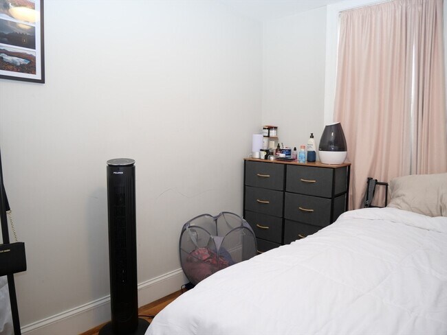 Foto del edificio - 255 Paris St