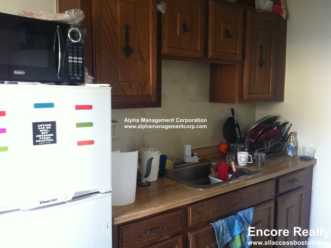 Foto del edificio - 349 Pleasant St