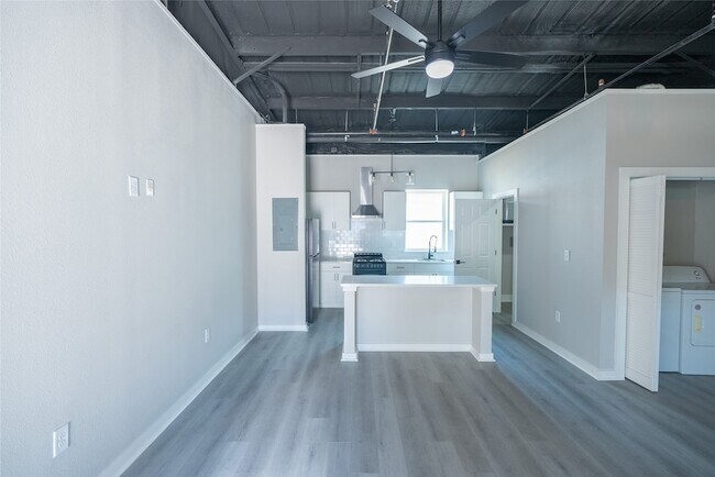 Foto del edificio - 2612 Castle Street Unit F