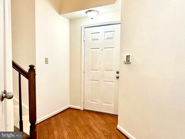 Building Photo - 2111 Highcourt Ln