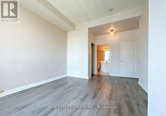 Building Photo - 35 Bales Ave