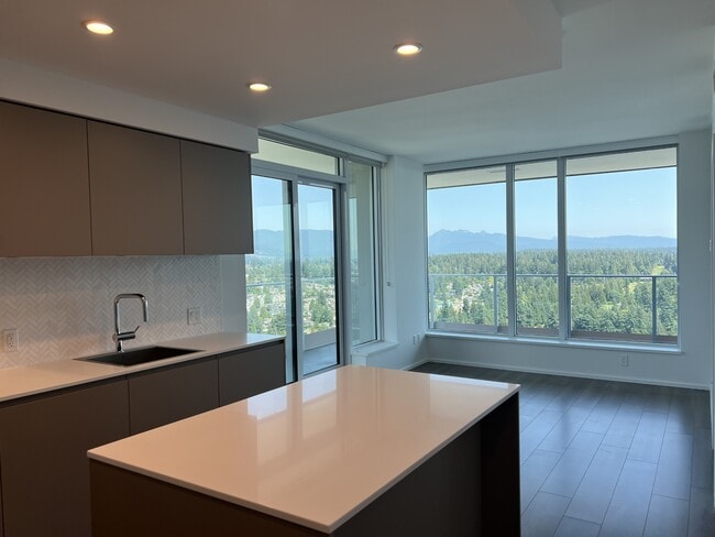 Building Photo - 3809 Evergreen Pl