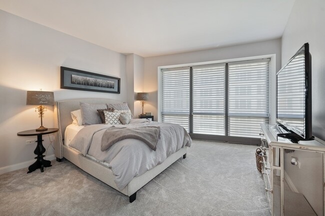 Foto del edificio - 130 N Garland Ct