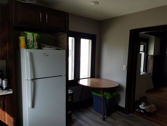 Foto del edificio - 23 Hughes Ave