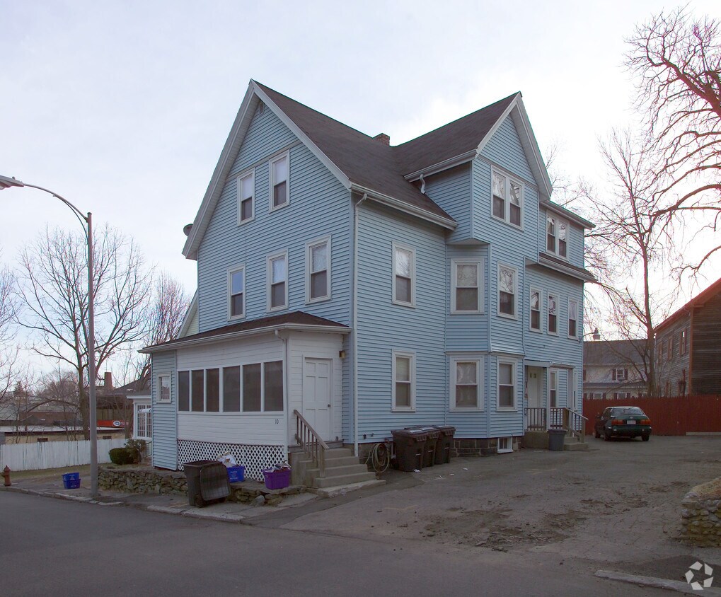 10 Hill St, Taunton, MA 02780 Apartments in Taunton, MA