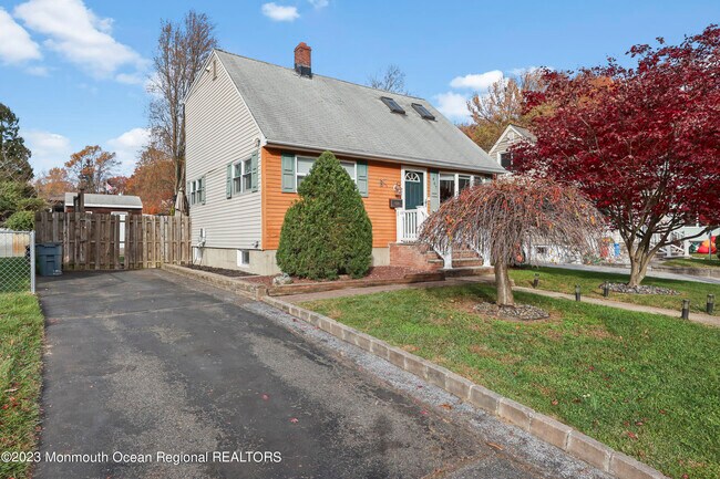Building Photo - 467 Ferndale Pl