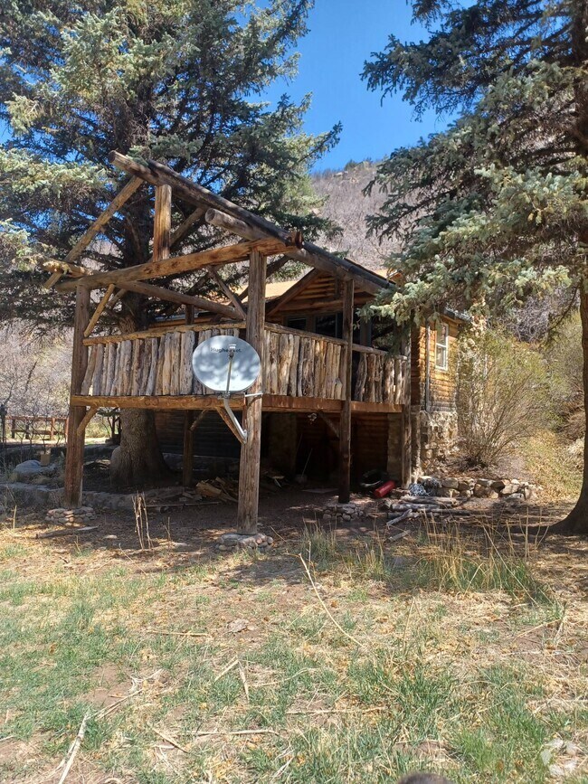 Houses For Rent in Williamsburg, CO with a Swimming Pool 1 Homes