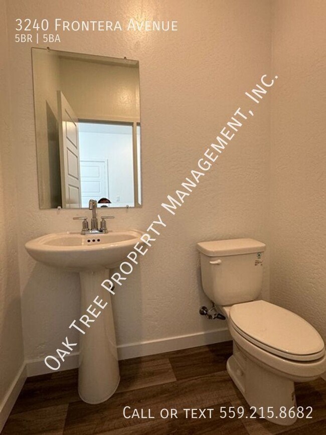 Building Photo - 3240 Frontera  (Ashlan & Highland) Brand n...