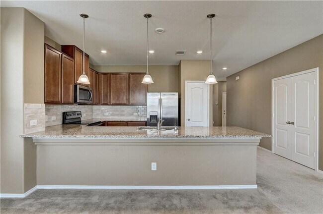 Foto del edificio - Beautiful Home in the Siena Neighborhood