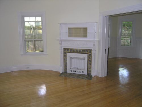 Primary Photo - 25 Burton St