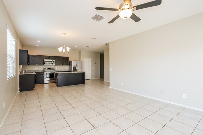 Building Photo - 42142 W Balsa Dr