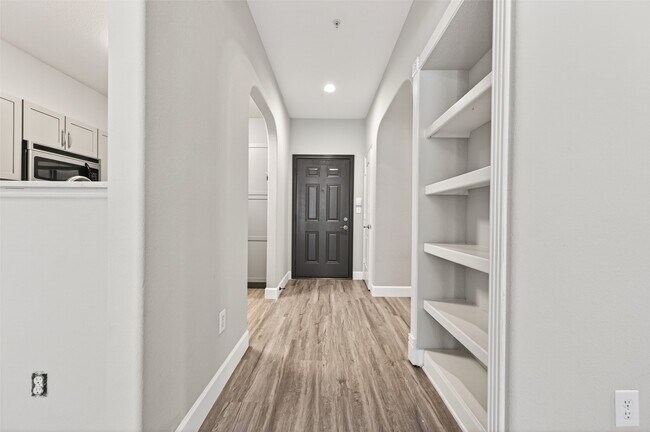 Foto del edificio - 2299 Lone Star Dr