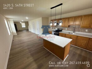 Building Photo - 1420 S 54th St