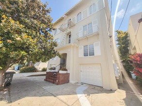Building Photo - 1635 Scenic Ave