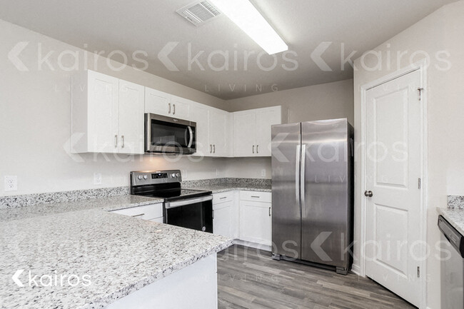 Foto del edificio - 15617 Briar Forest Dr