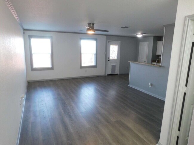 Foto del edificio - 6131 Southern Vis