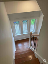 Building Photo - 103 Oak Hill Ave