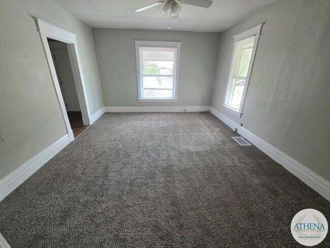 Foto del edificio - 2 Bedroom / 1.5 Bath House - NEAR SEMO's CAMPUS