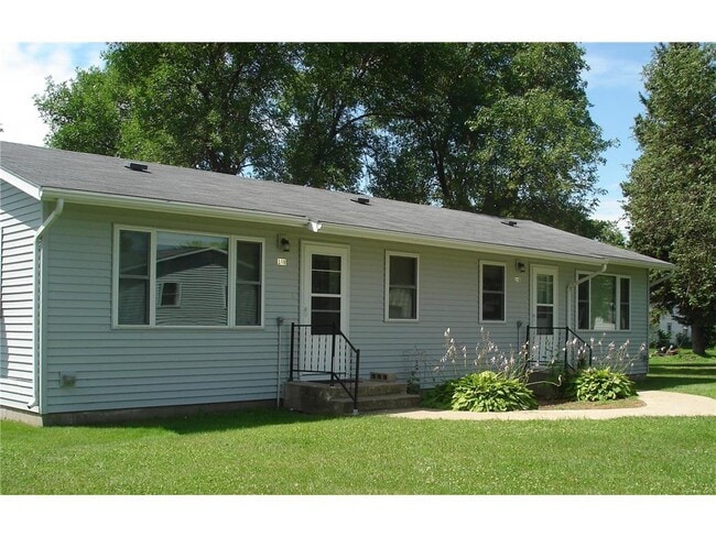 Building Photo - 314 S 3rd St