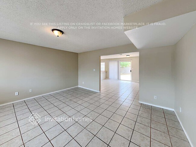 Foto del edificio - 3624 N 87th Ave