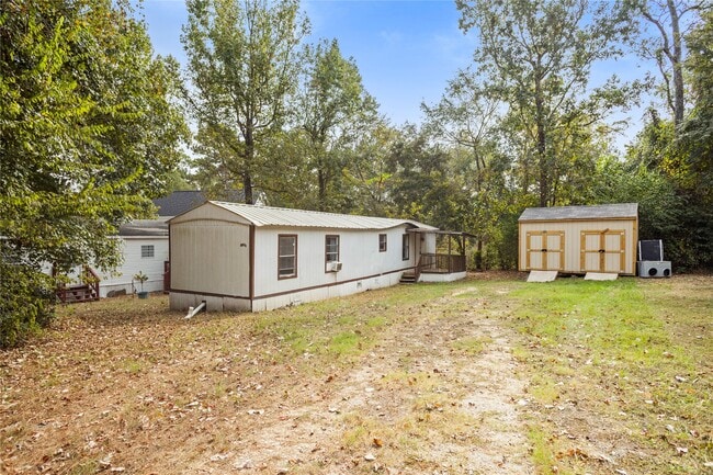 Building Photo - 16747 Timberglen St