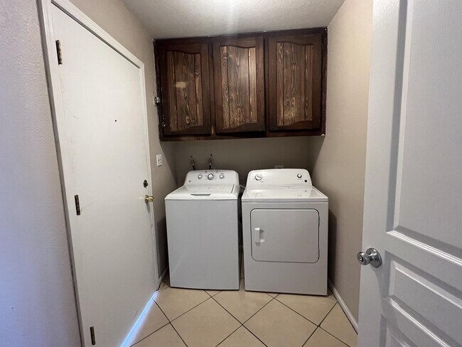 Foto del edificio - 2252 E Javelina Ave