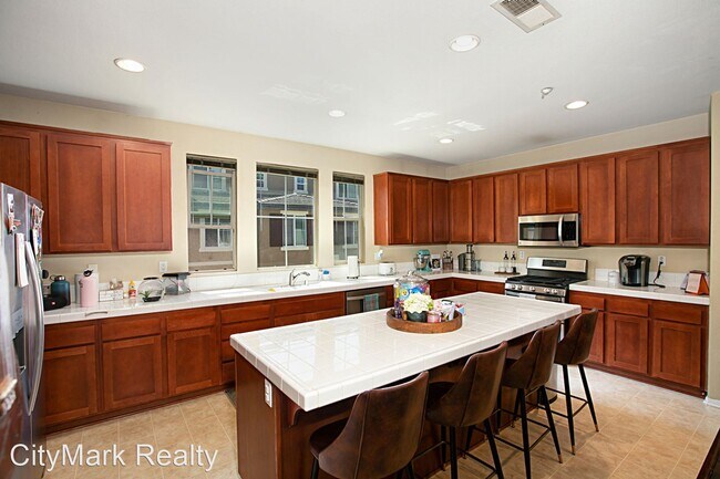 Foto del edificio - 3 br, 3.5 bath House - 1566 Hackberry Place