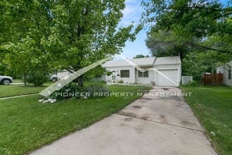 Building Photo - 3273 S Forest St