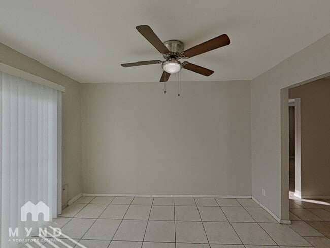 Building Photo - 1368 S Christy Ln