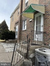 Building Photo - 1215 Englewood St