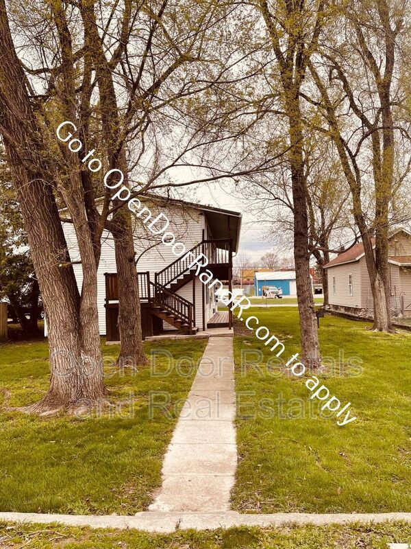 411 E Quincy St Unit Apt 101, Garrett, IN 46738 Condo for Rent in