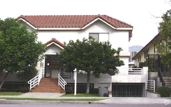 Building Photo - 355 W Lexington Dr