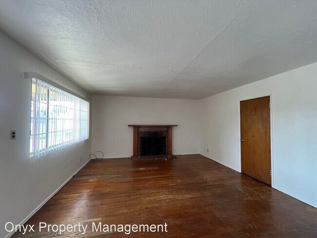 Building Photo - 3 br, 1 bath House - 311 1/2 Sycamore Road