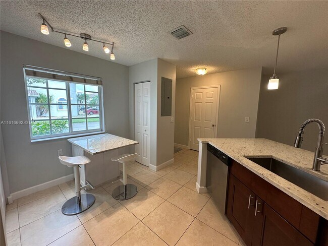 Foto del edificio - 1436 SW 47th Ave