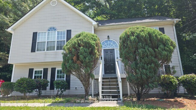 Foto del edificio - 2705 Dacula Cove Cir