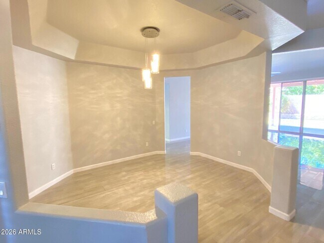Foto del edificio - 3358 E Wickieup Ln