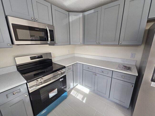 Building Photo - 414 Sandpiper Ridge Dr